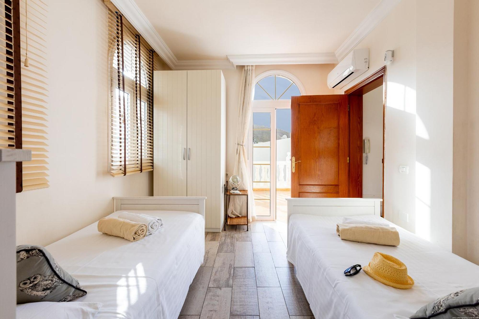 Villa Ocean Palm, Heated Pool! Costa Adeje  Ngoại thất bức ảnh